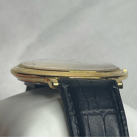 VTG Mickey Mouse Watch by Lorus Large Face Moving Hands New Battery Walt Disney - Picture 3 of 12